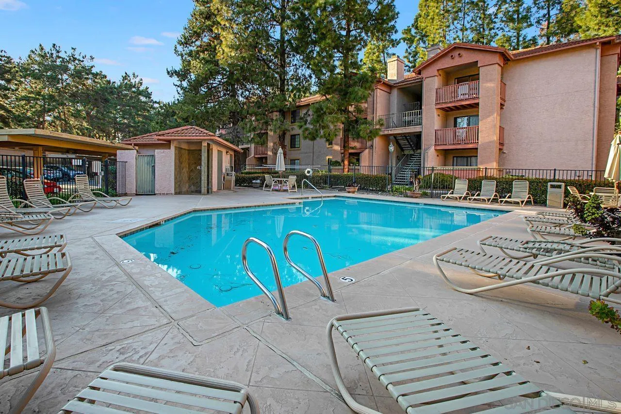 12055 Alta Carmel Ct # 175