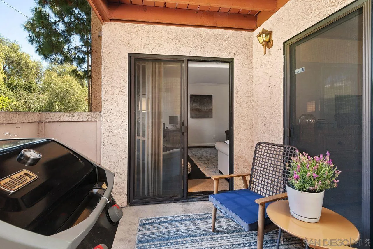 12055 Alta Carmel Ct # 175