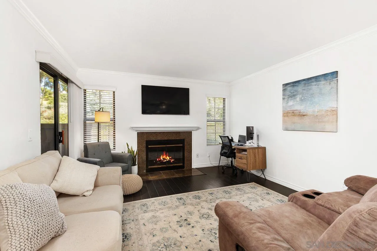 12055 Alta Carmel Ct # 175