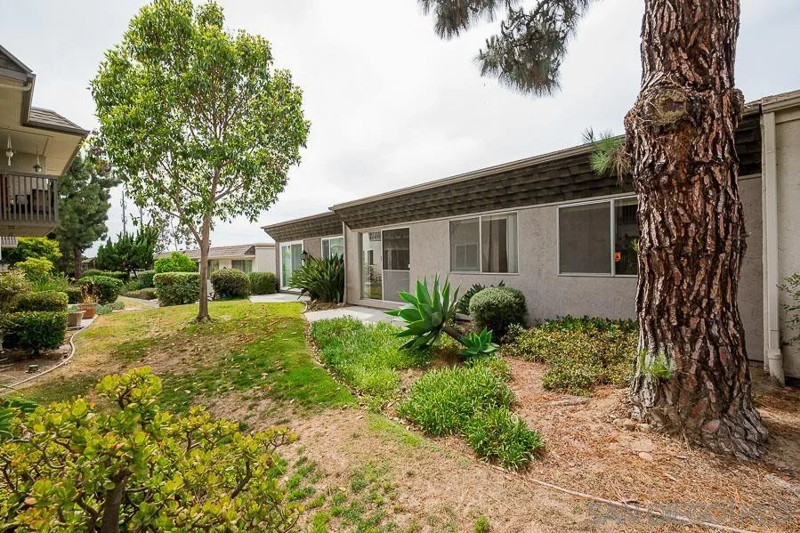 6269 Caminito Salado