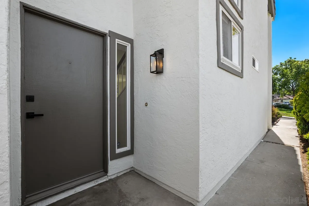 1831 Cathedral Glen