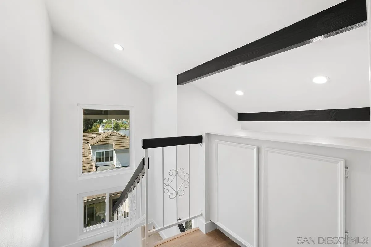 1831 Cathedral Glen
