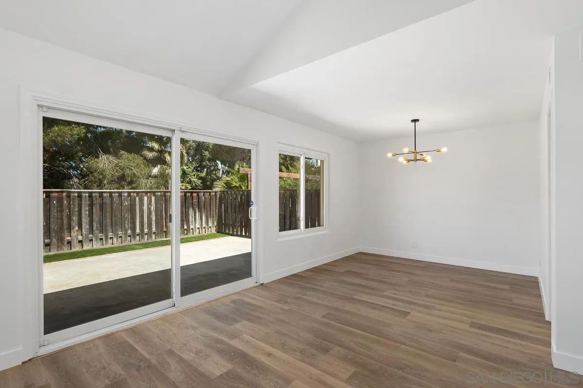1831 Cathedral Glen