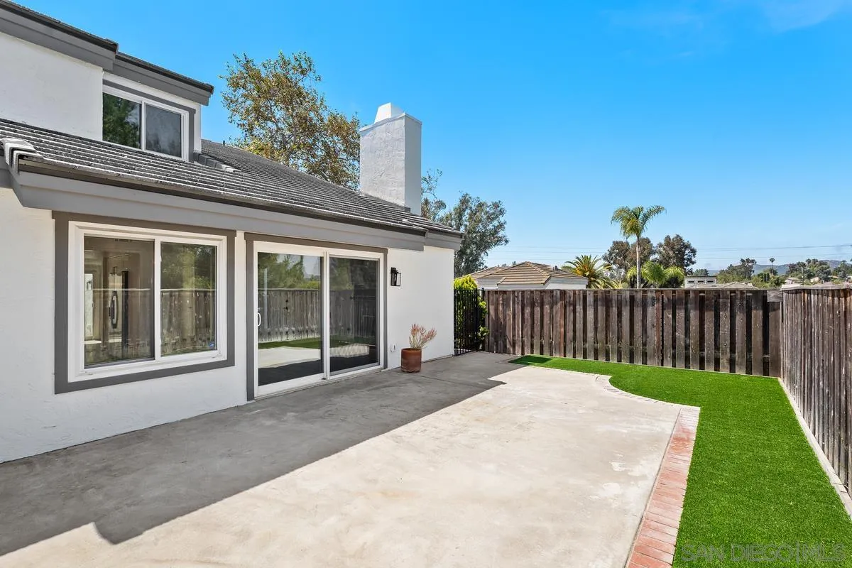 1831 Cathedral Glen