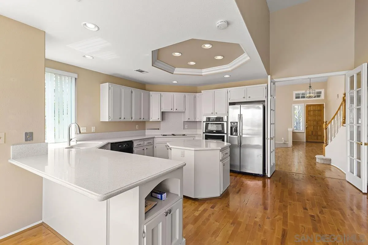 17573 Bocage Pt