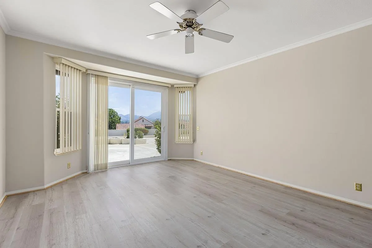 17573 Bocage Pt
