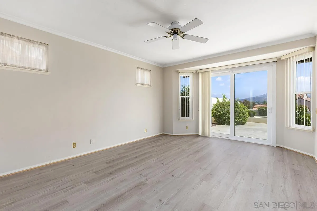 17573 Bocage Pt