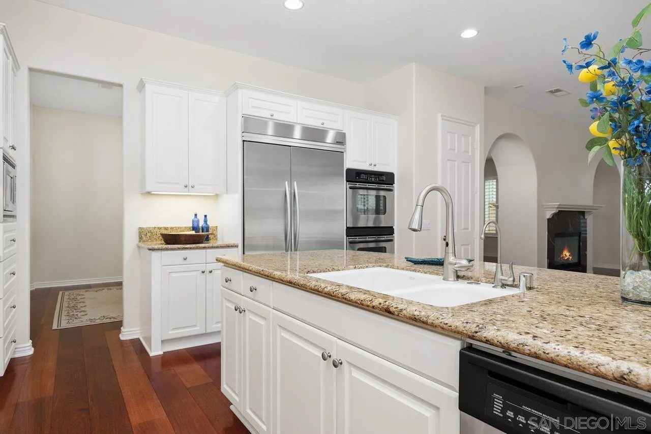 4772 Sunset Heights Ct
