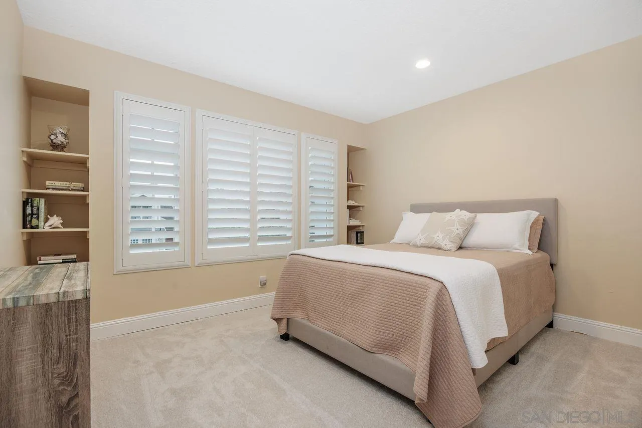3975 San Gregorio Way