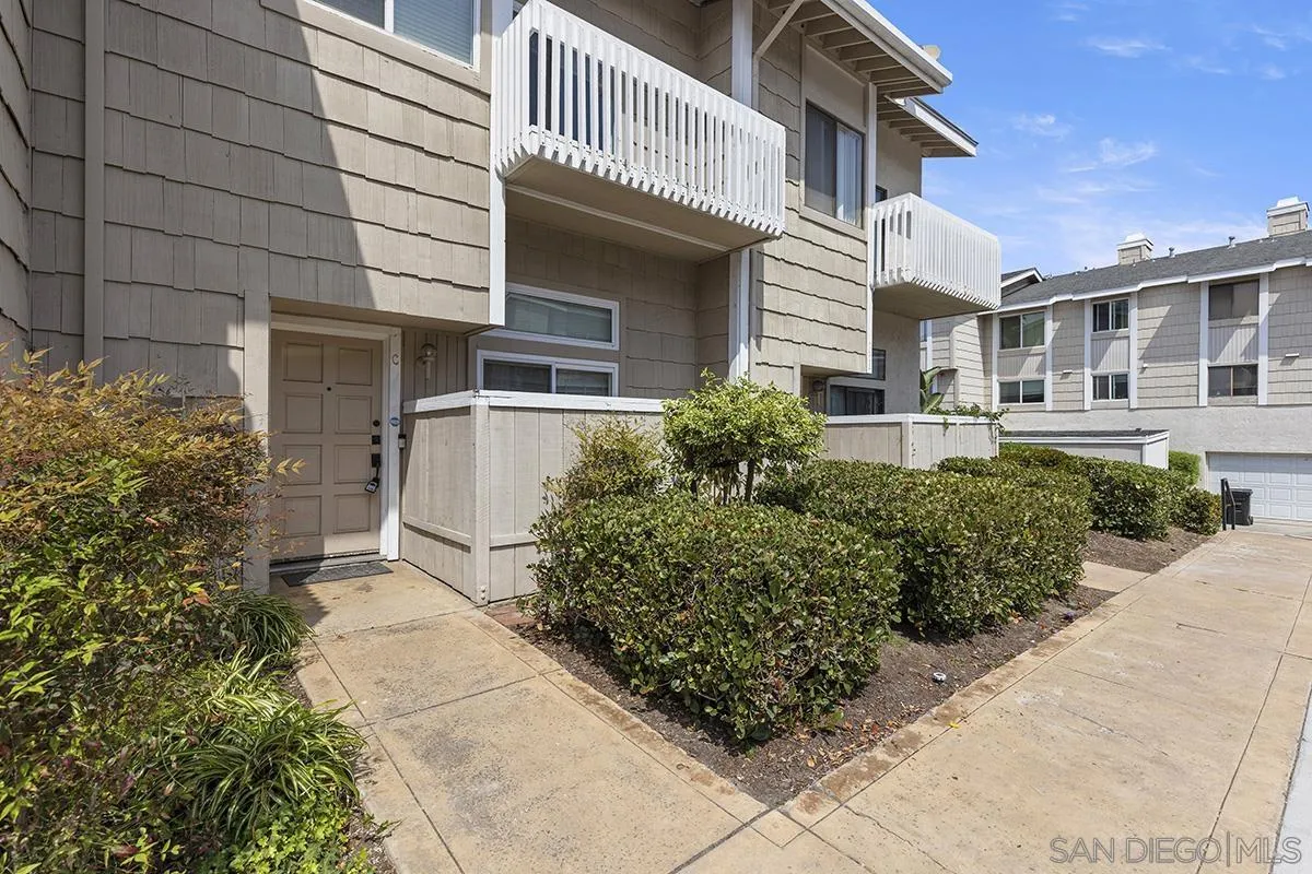 4028 Mahaila Ave Unit C
