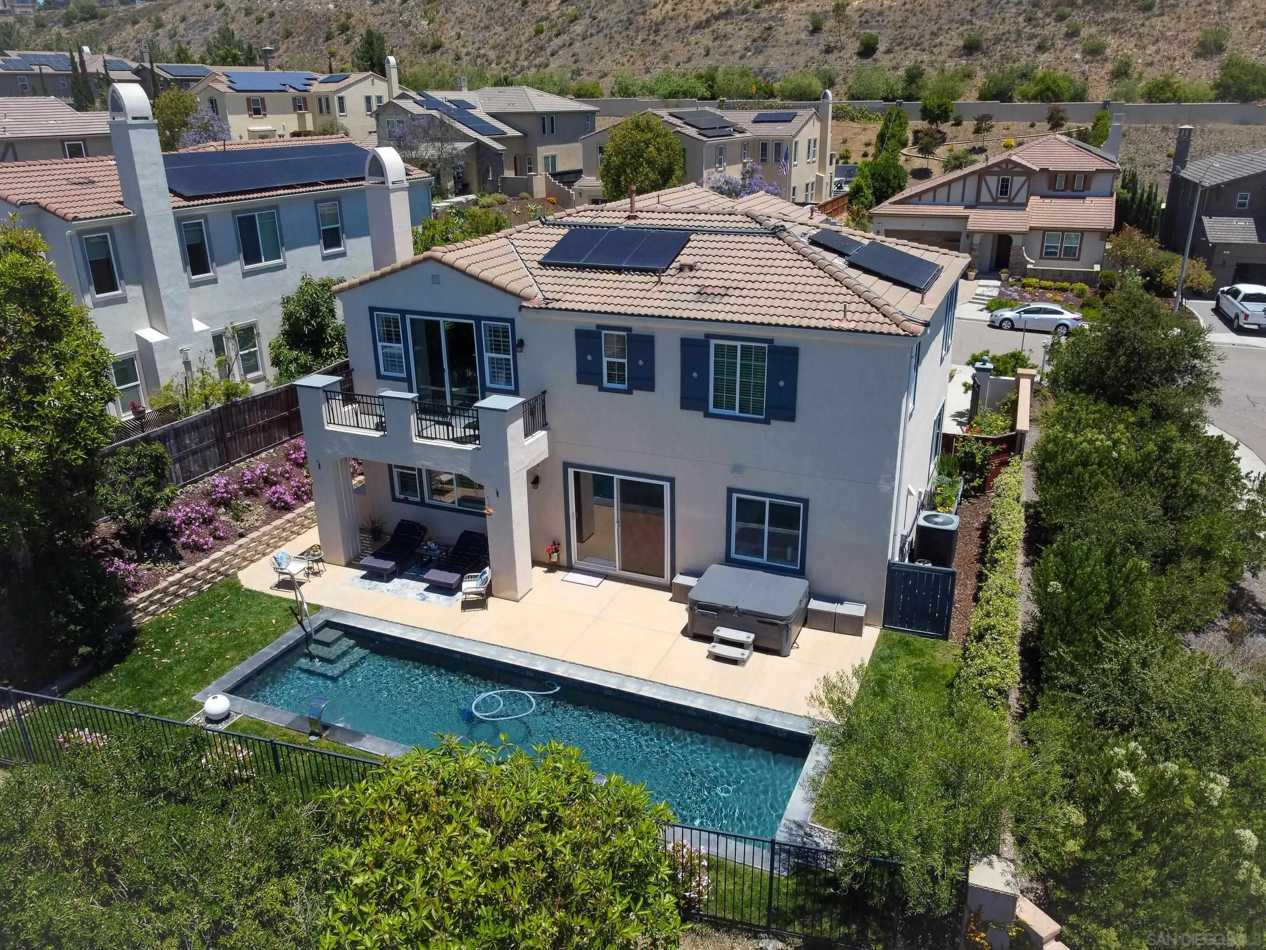 902 Tucana Dr