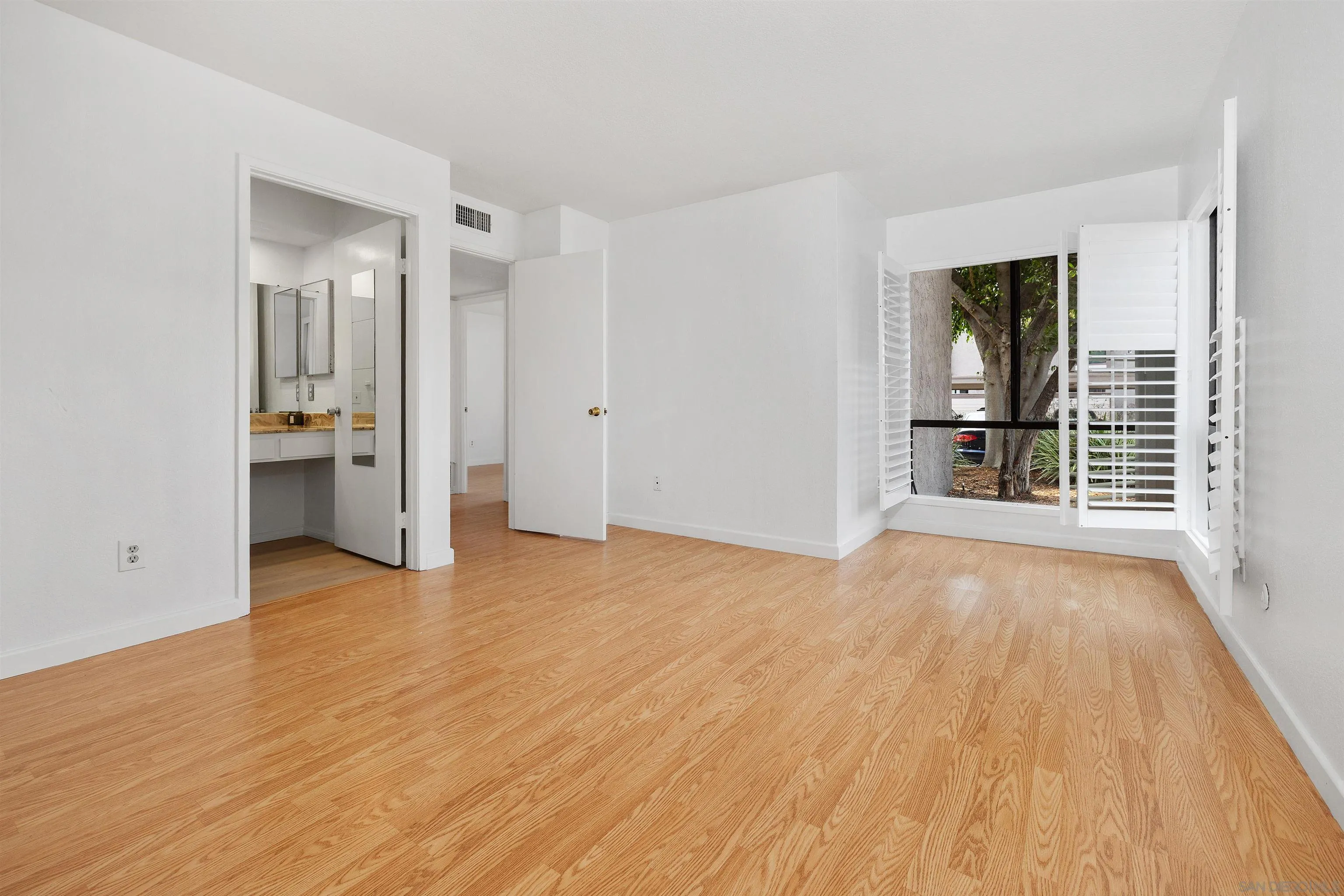 9120 Gramercy Dr. Unit 319