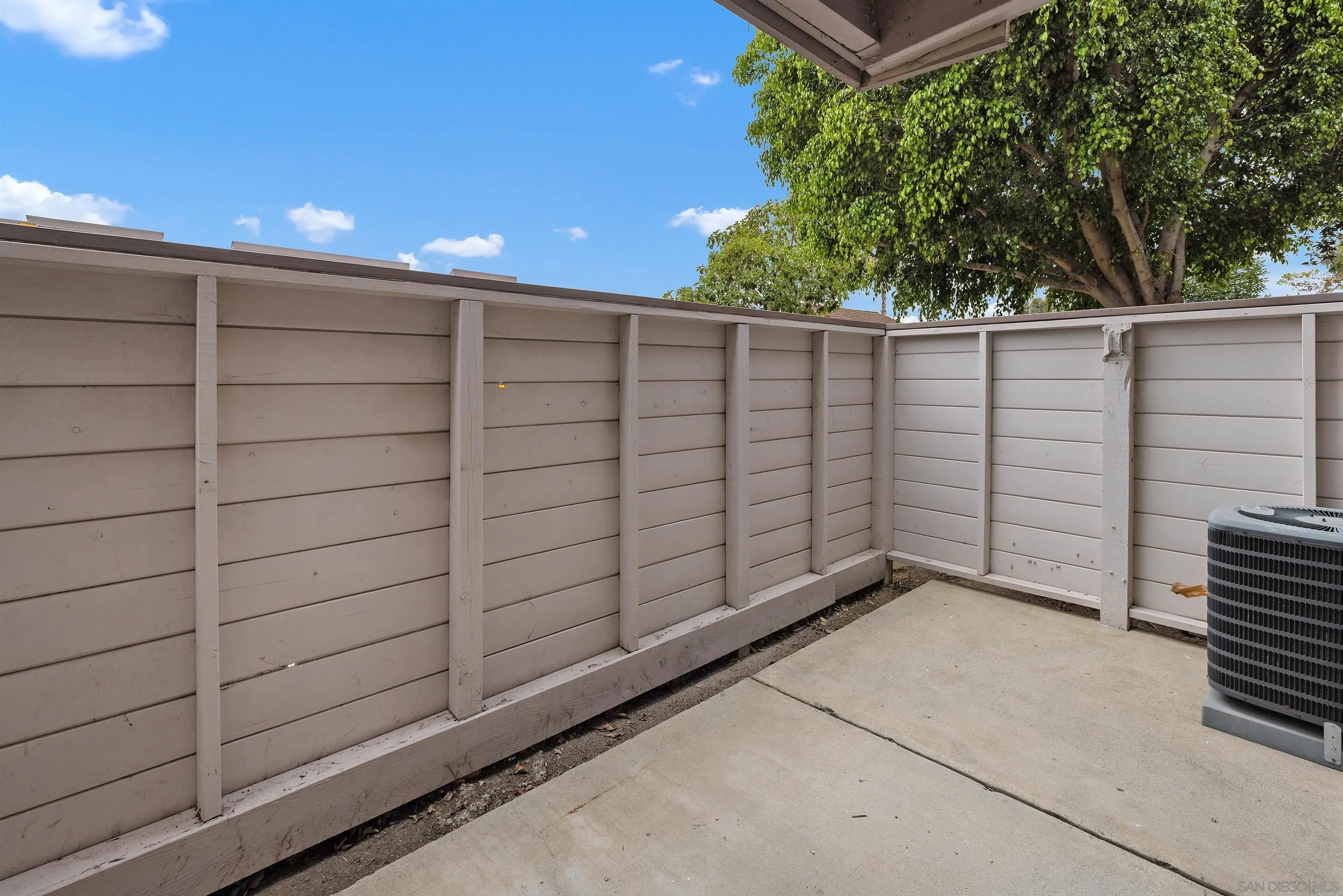 9120 Gramercy Dr. Unit 319