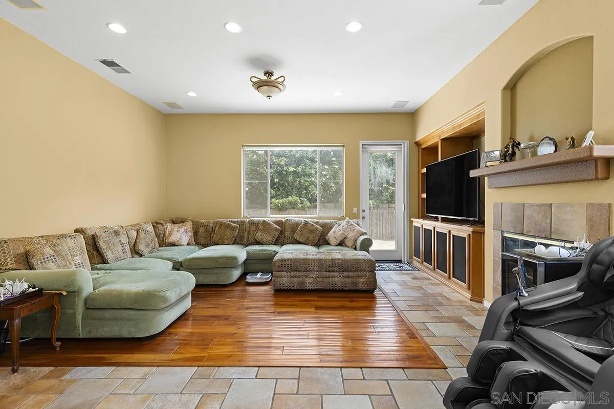 11365 E San Raphael Driveway