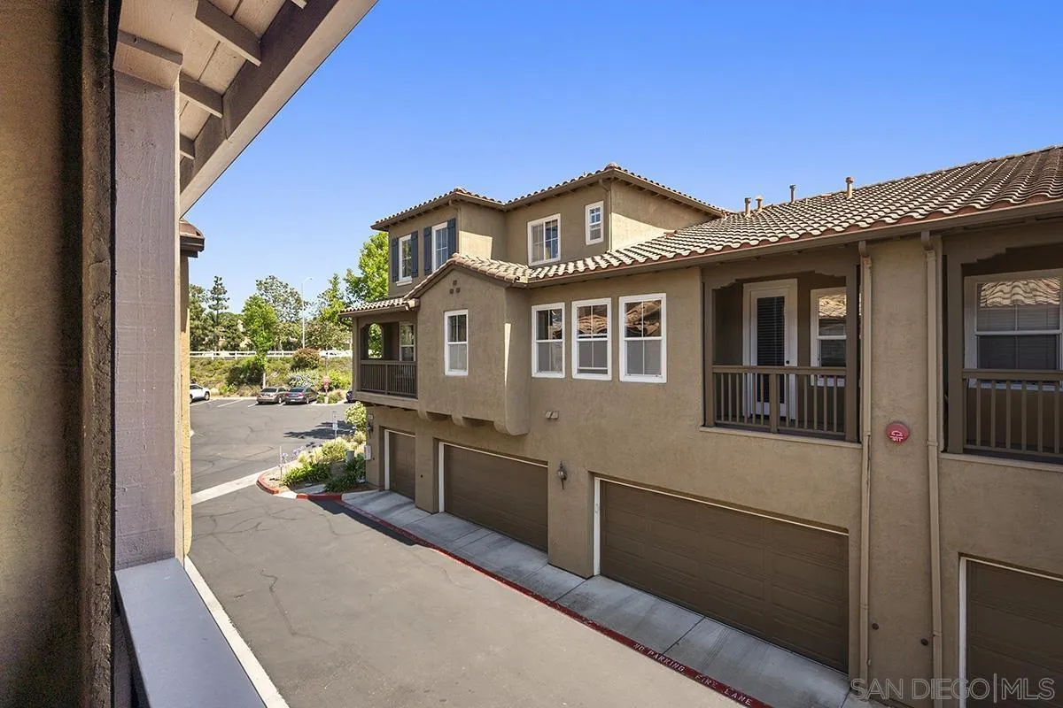 7895 Via Montebello
