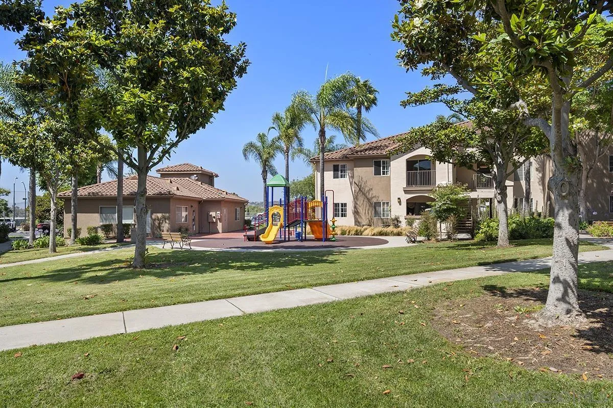 7895 Via Montebello