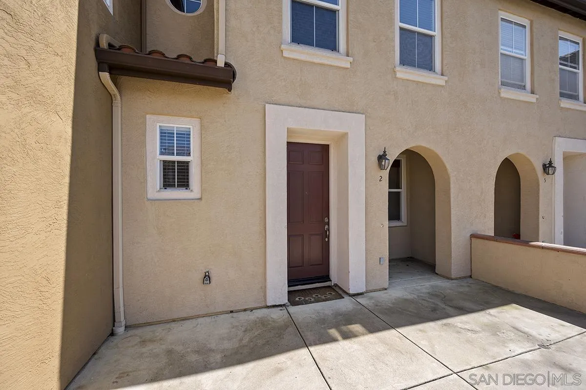 7895 Via Montebello