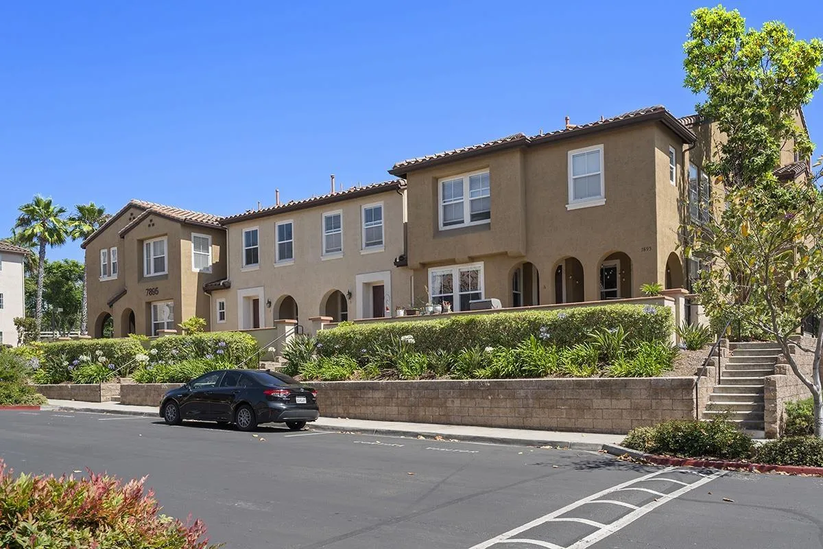 7895 Via Montebello