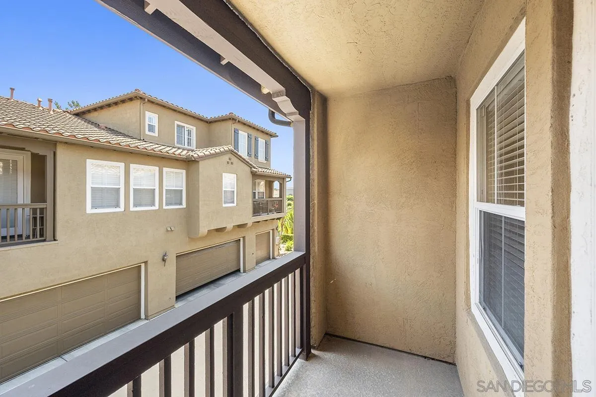 7895 Via Montebello