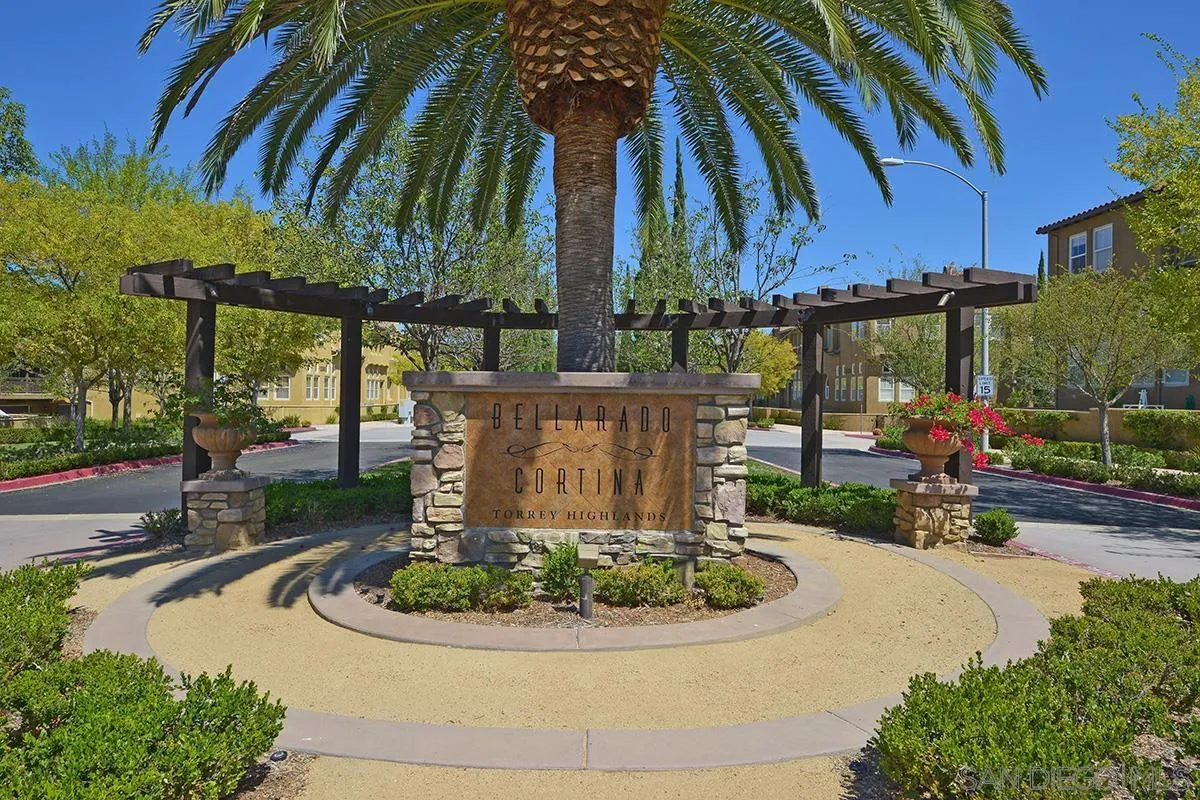 7895 Via Montebello