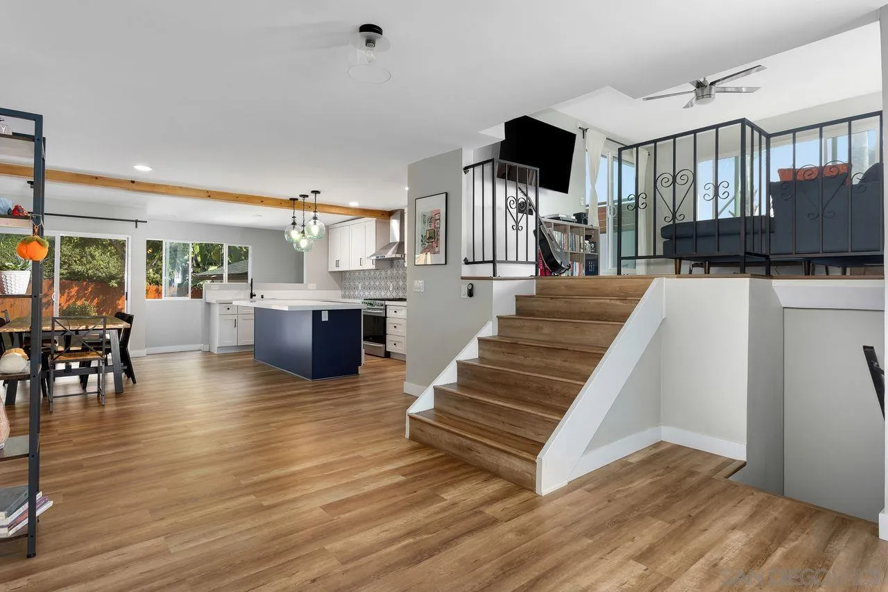 423 Alvarado Ter
