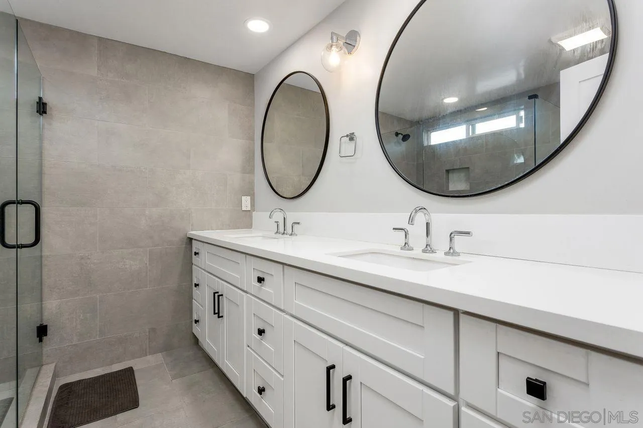 423 Alvarado Ter