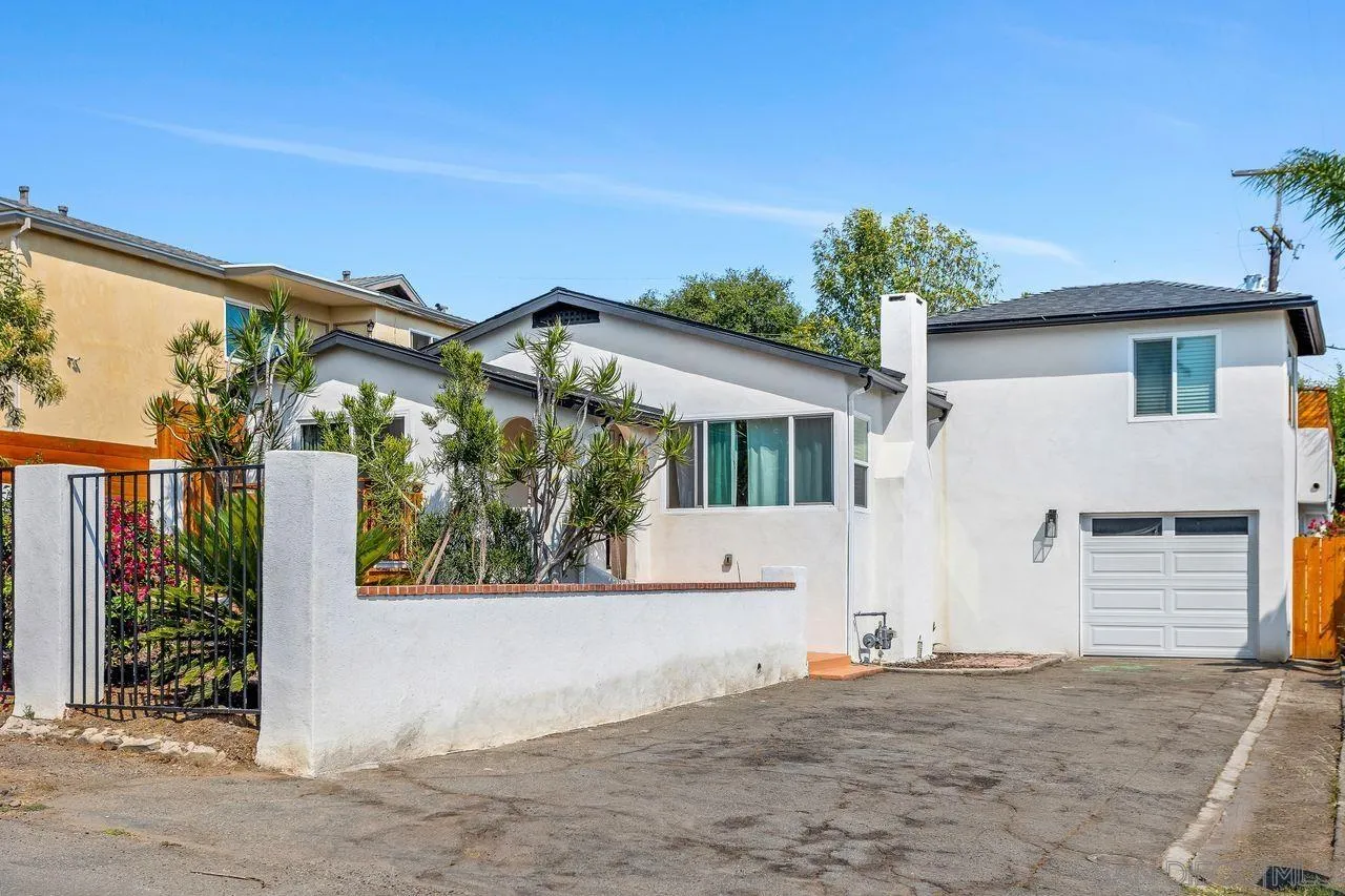 423 Alvarado Ter