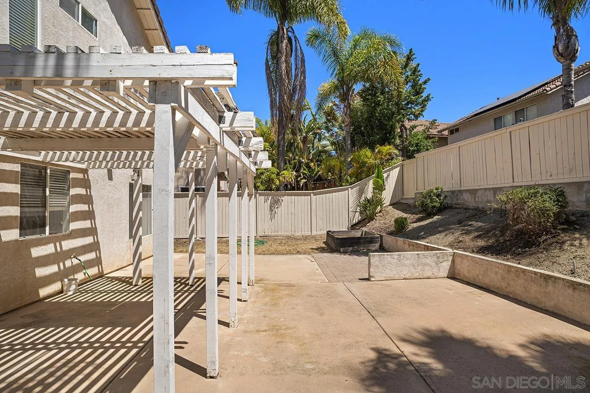 626 Sonoma St