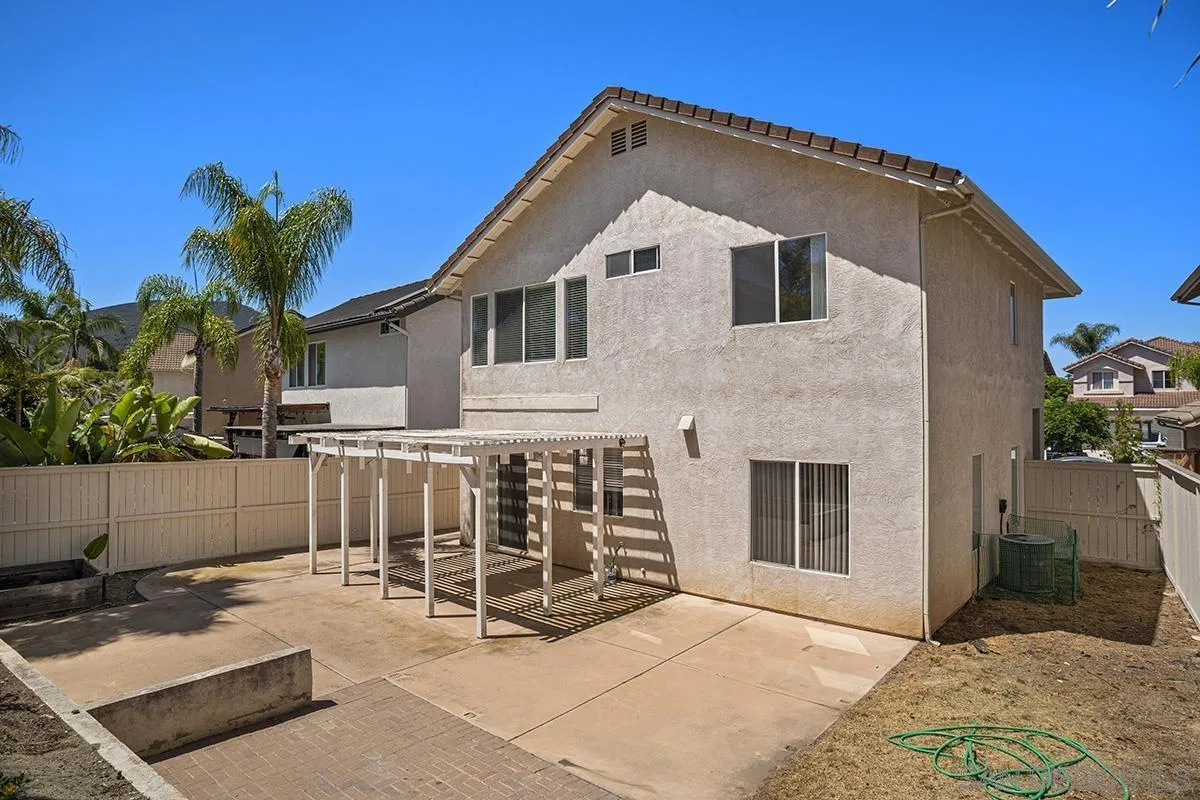 626 Sonoma St