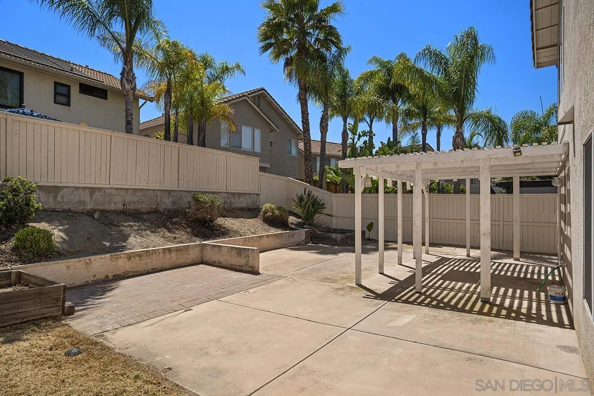 626 Sonoma St