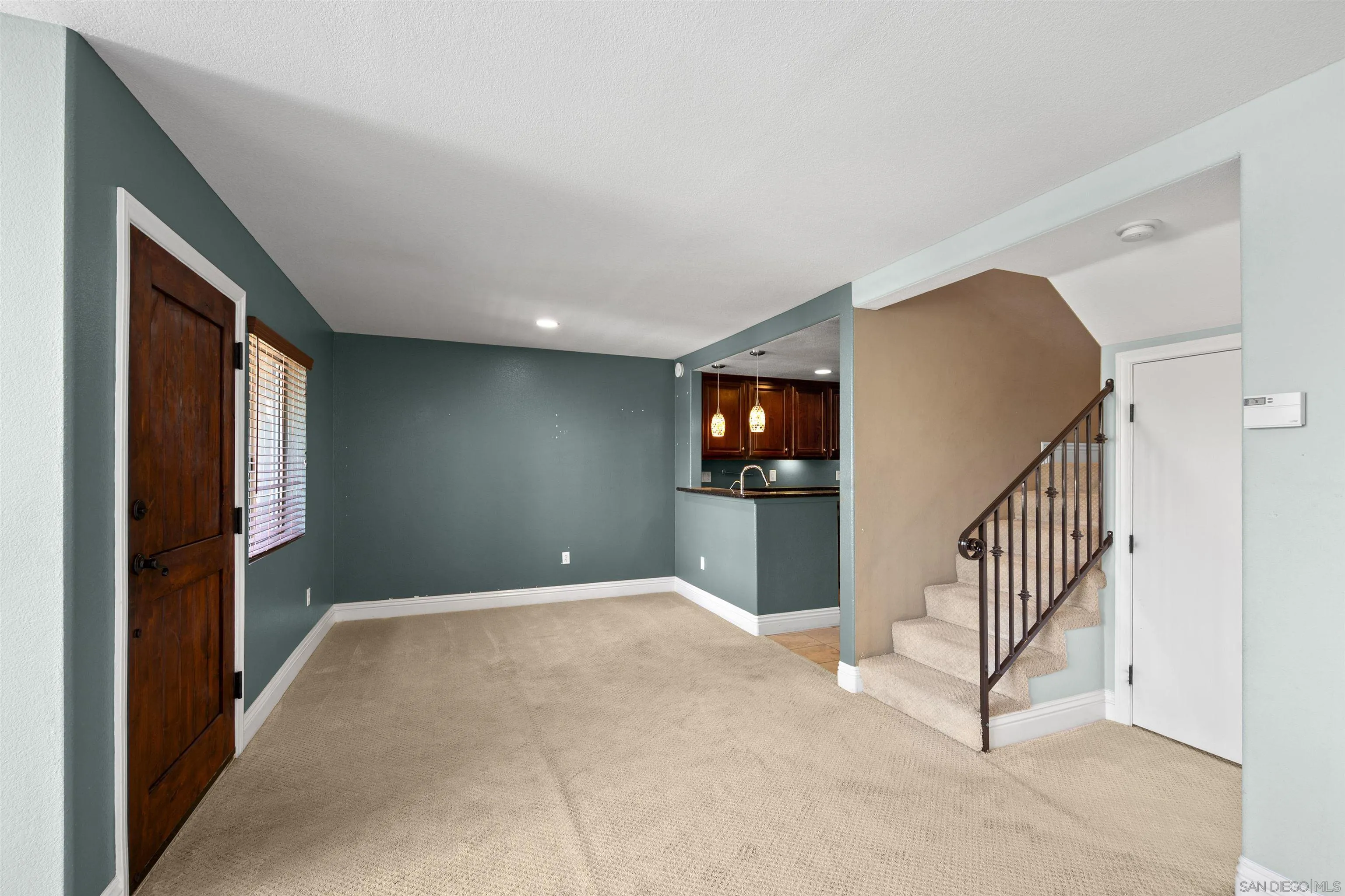 3957 Nobel Dr Unit 208