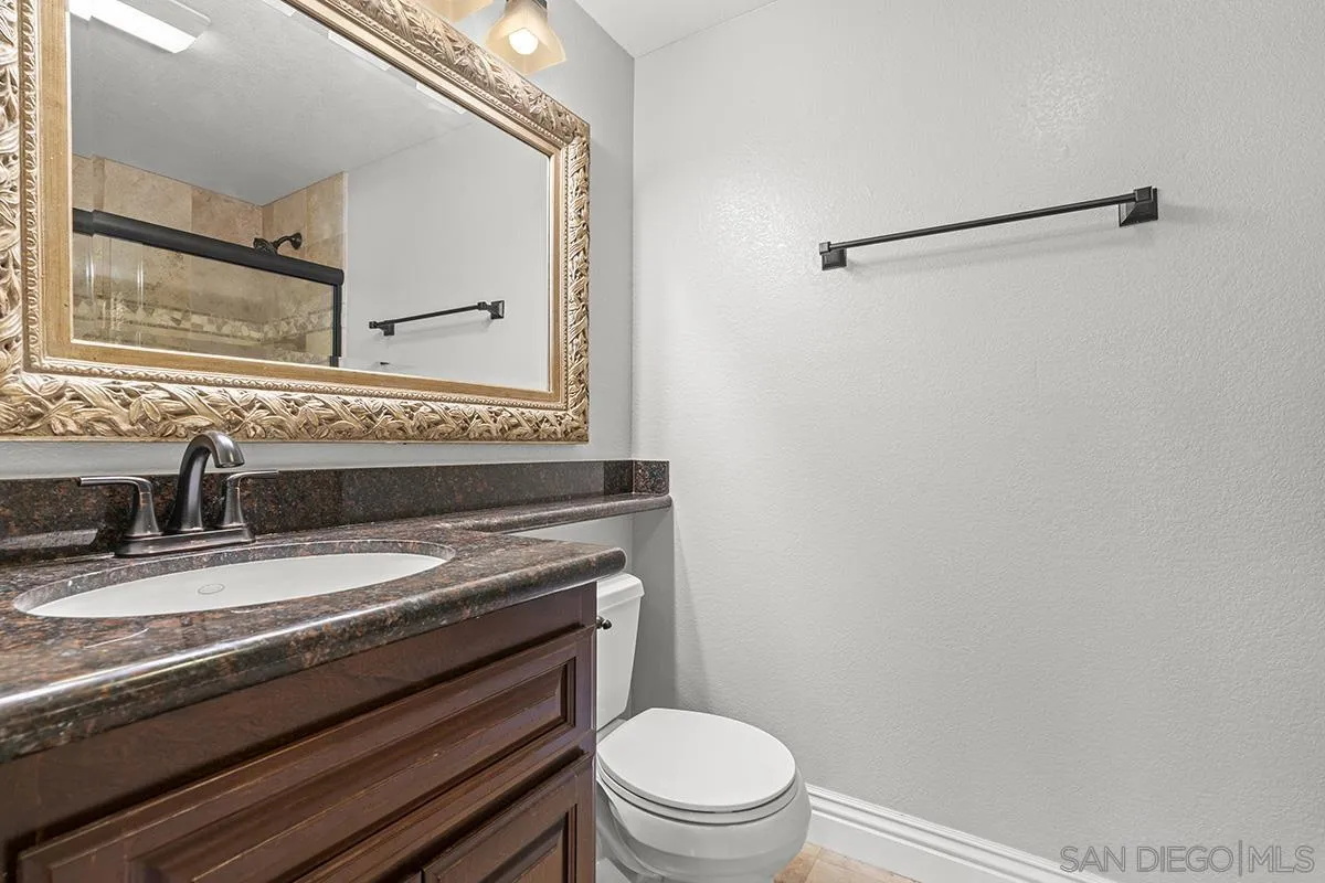 3957 Nobel Dr Unit 208