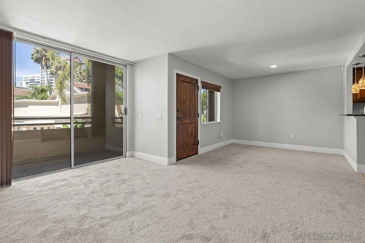 3957 Nobel Dr Unit 208