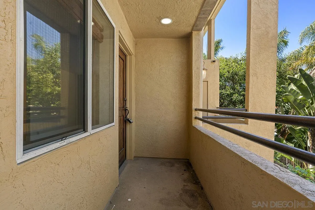 3957 Nobel Dr Unit 208