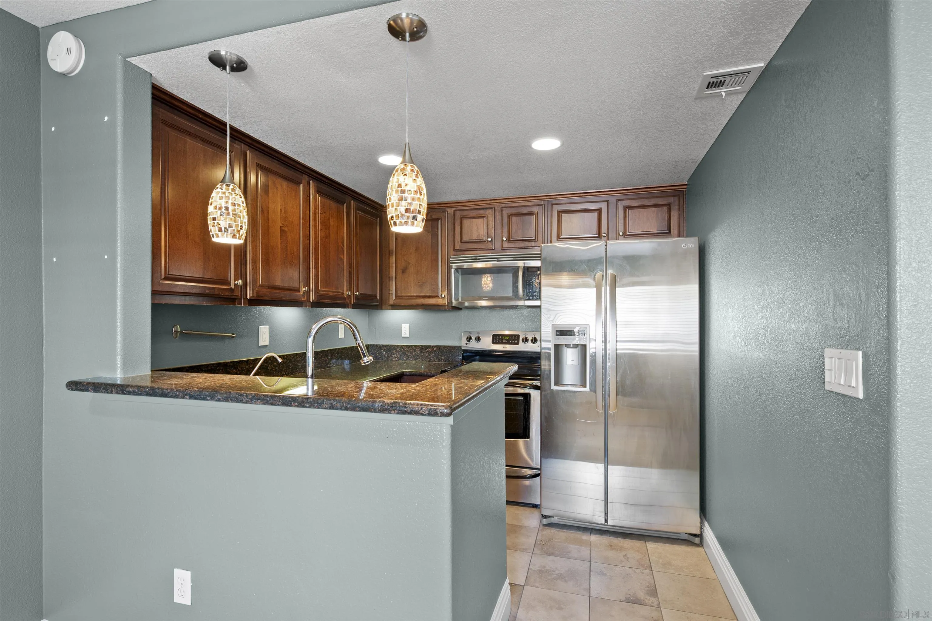 3957 Nobel Dr Unit 208