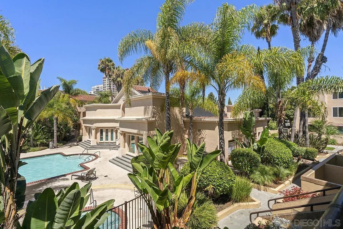 3957 Nobel Dr Unit 208