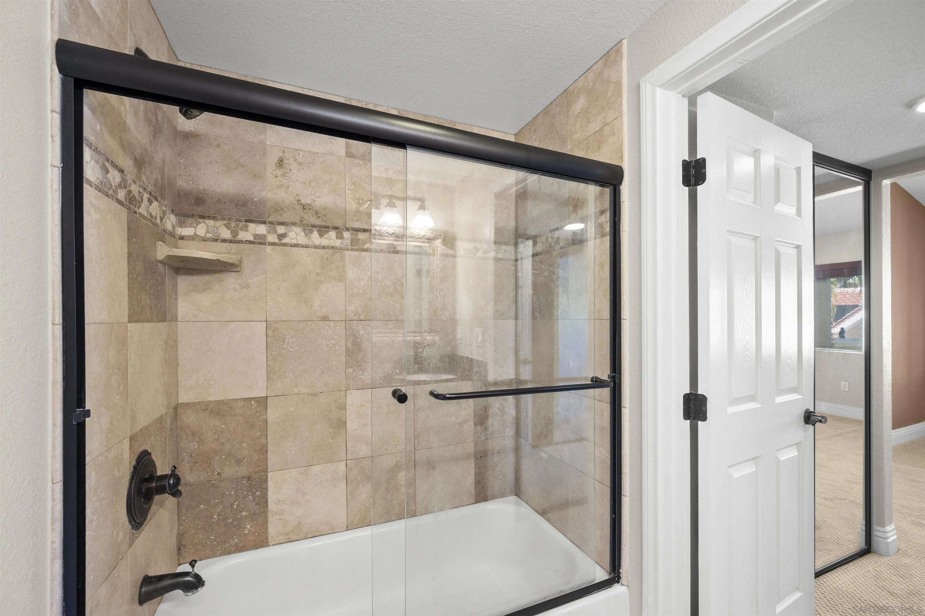 3957 Nobel Dr Unit 208