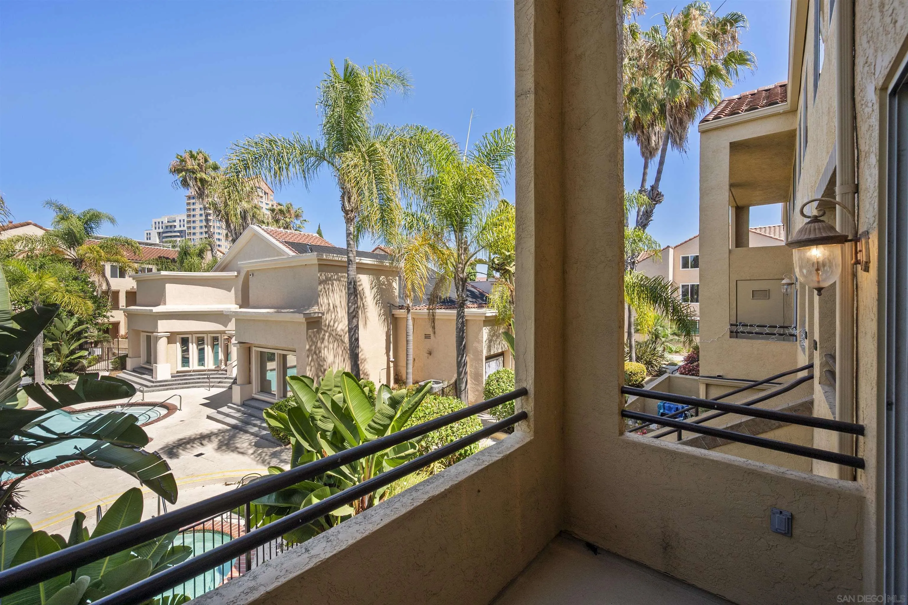 3957 Nobel Dr Unit 208