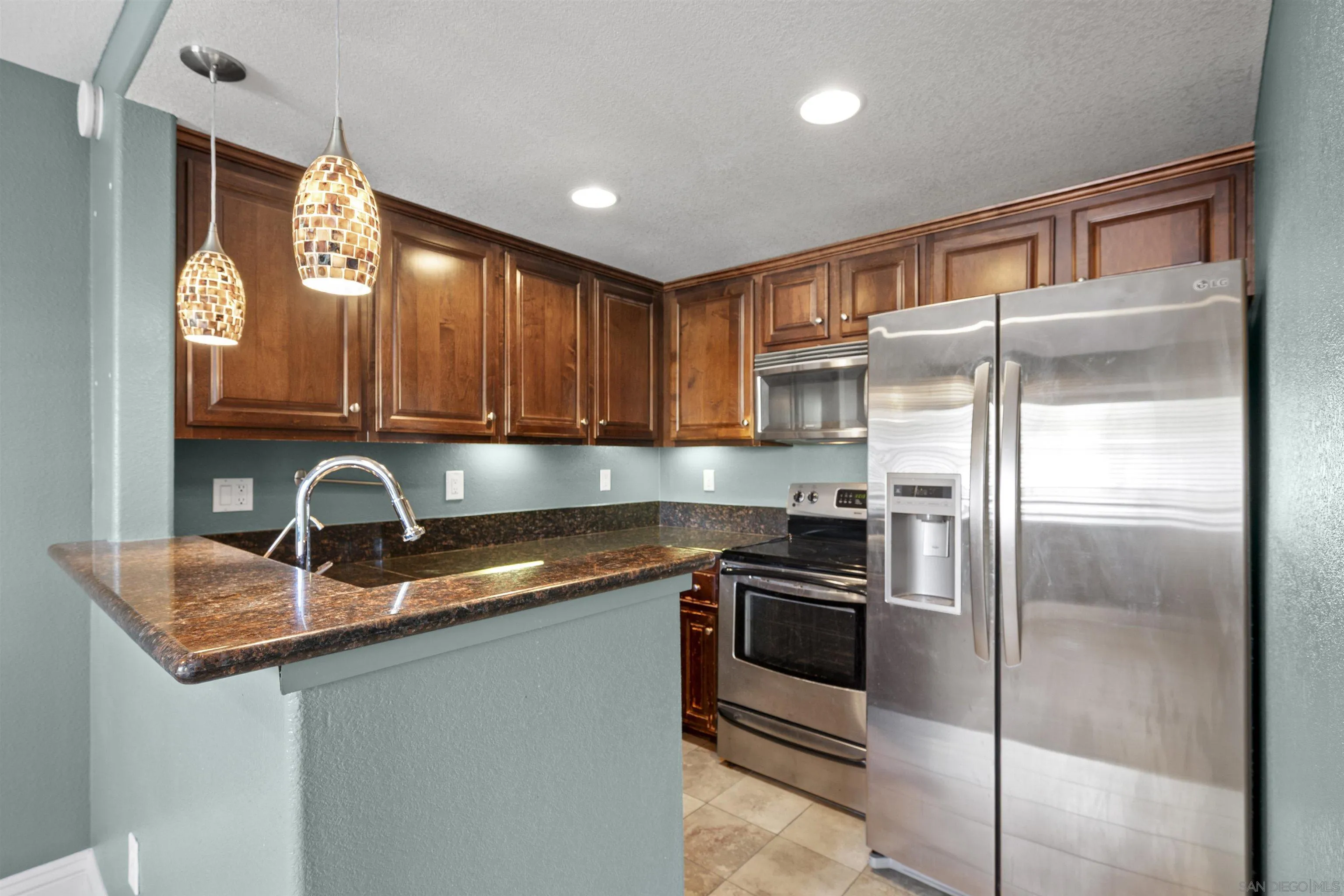 3957 Nobel Dr Unit 208