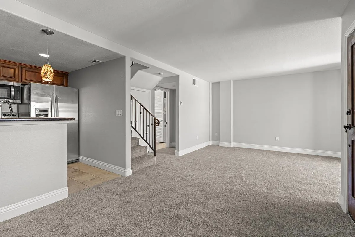 3957 Nobel Dr Unit 208