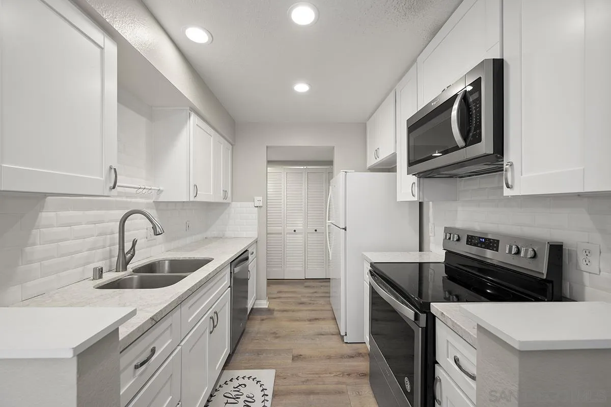 4020 Porte La Paz Unit 108
