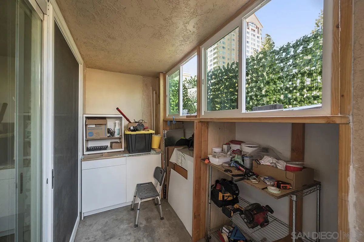 3925 Nobel Dr Unit 31