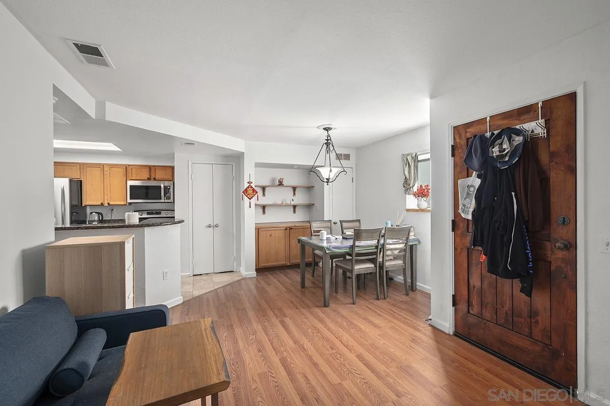 3925 Nobel Dr Unit 31