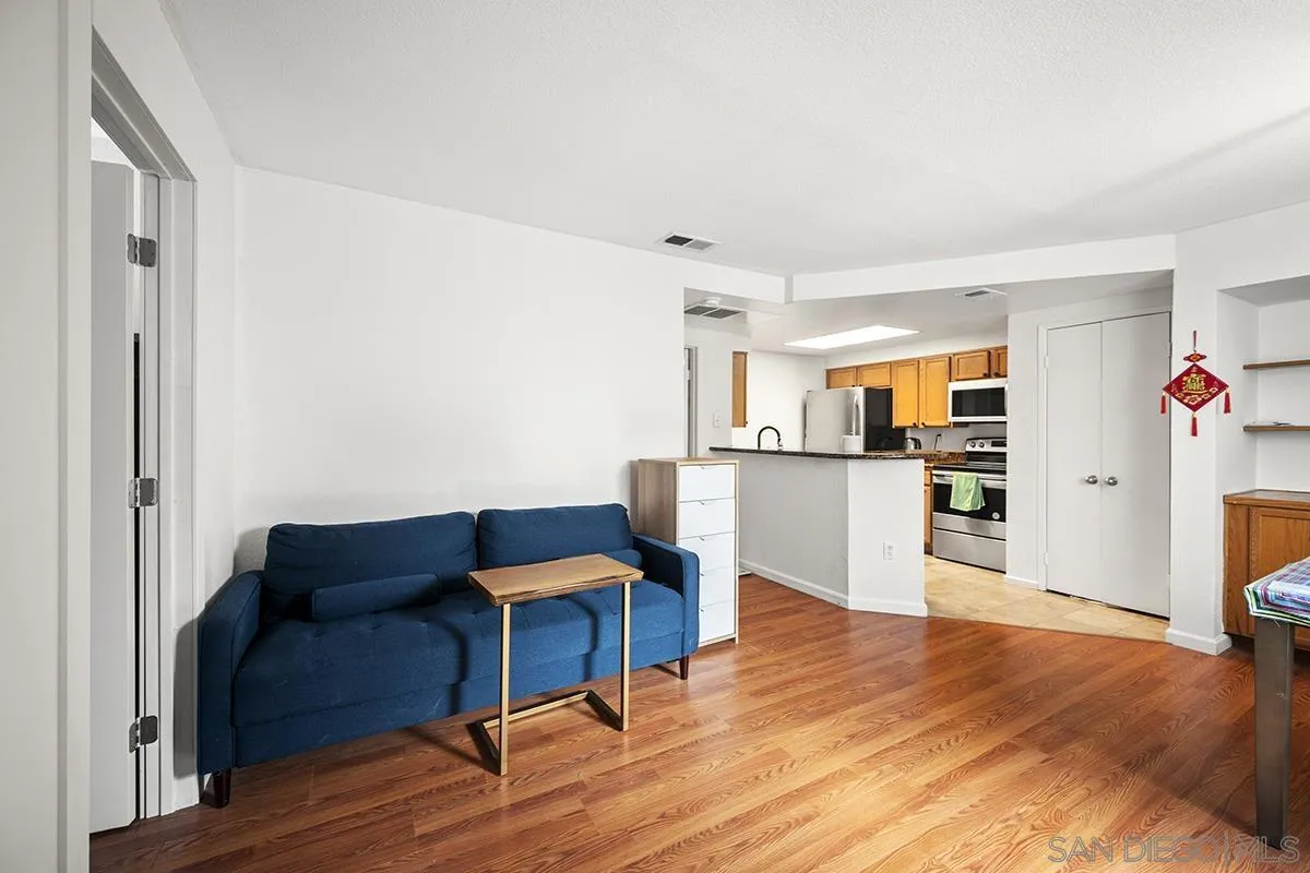 3925 Nobel Dr Unit 31