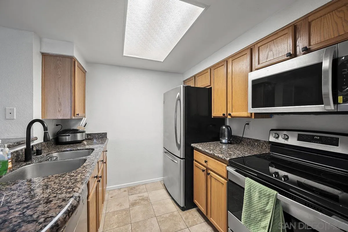 3925 Nobel Dr Unit 31
