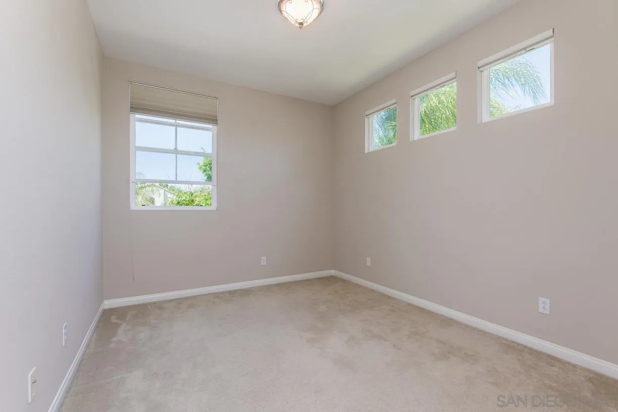 7559 Mona Ln