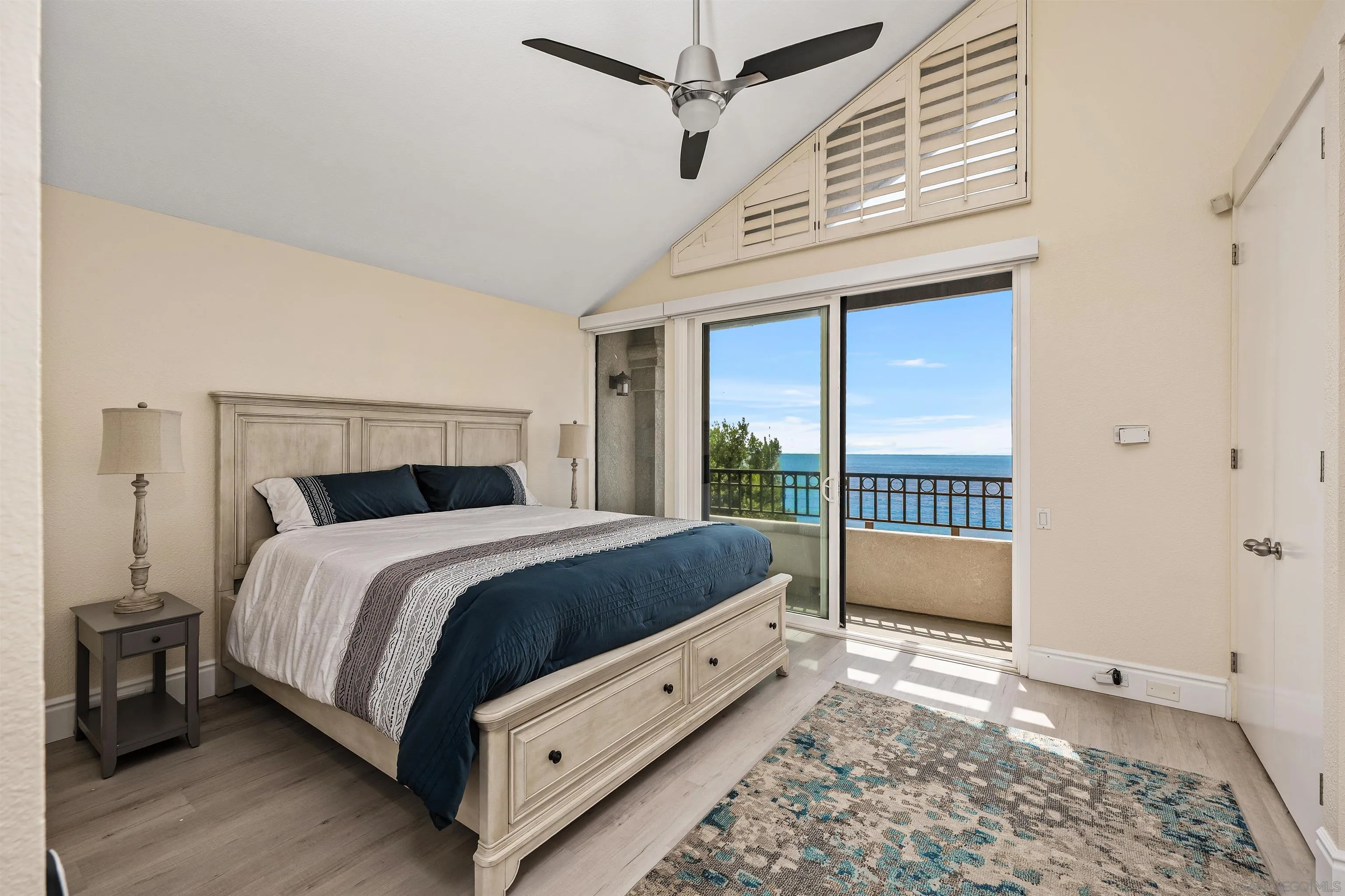 920 Sealane Dr. Unit B