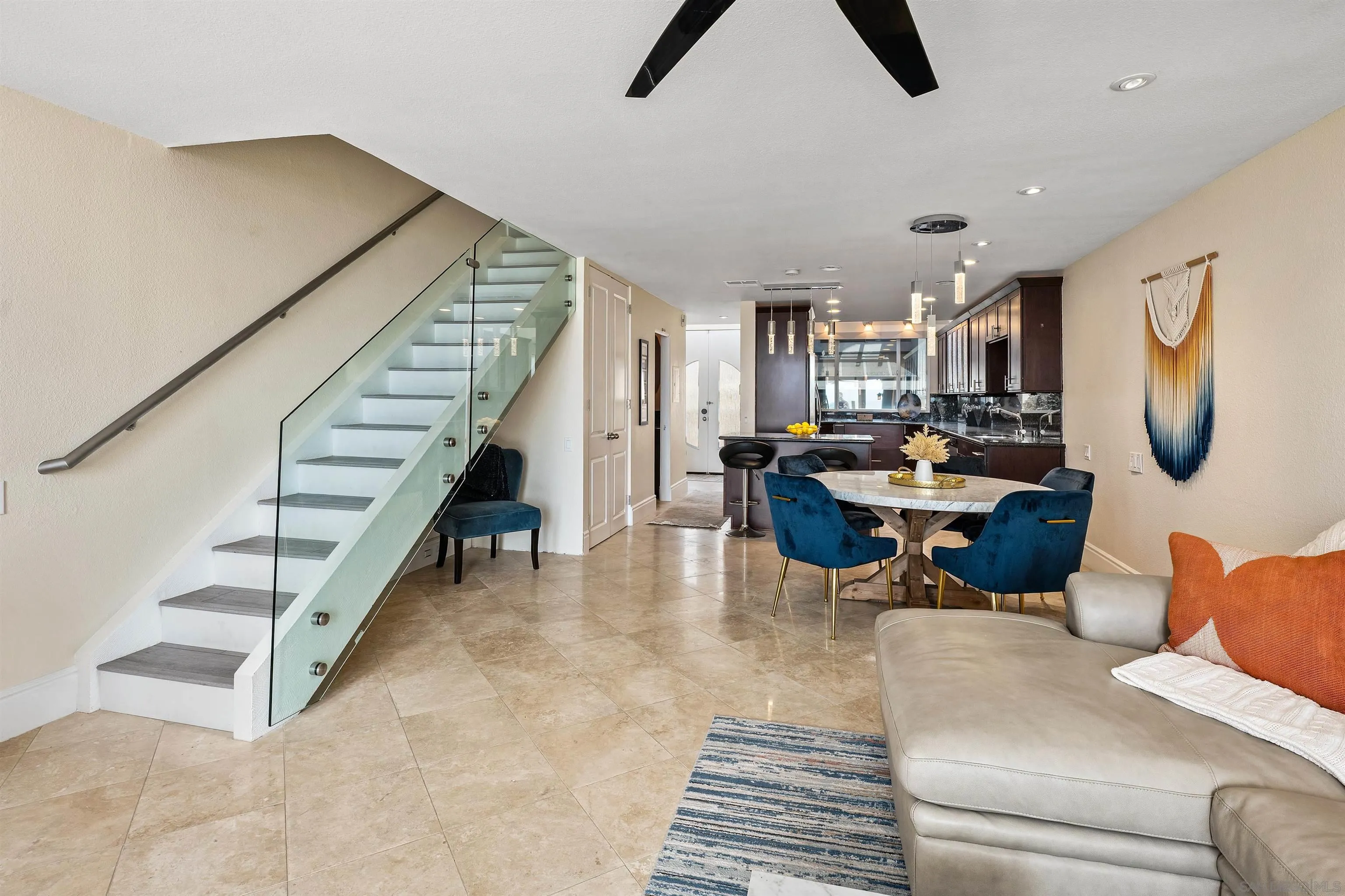 920 Sealane Dr. Unit B