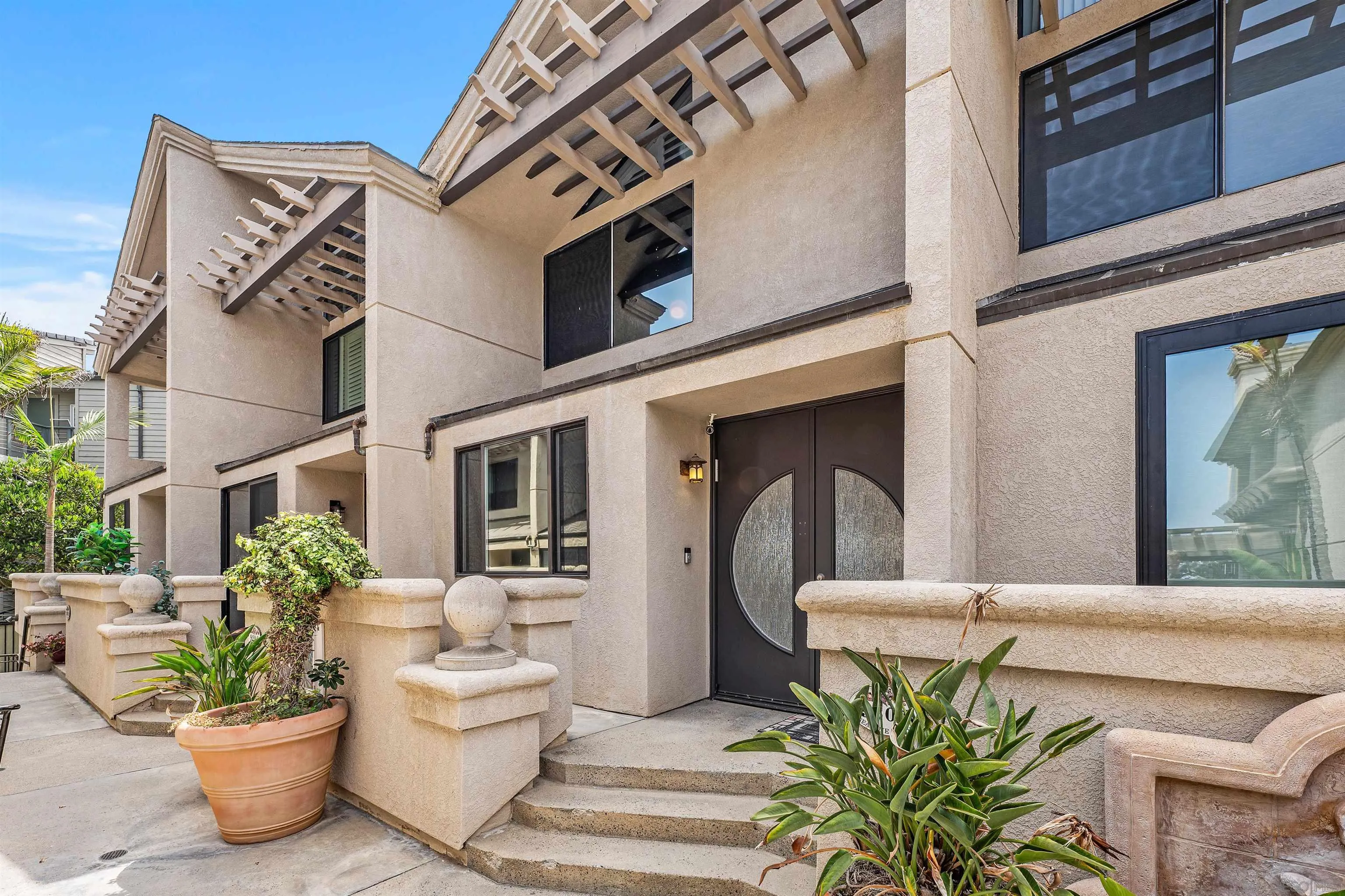920 Sealane Dr. Unit B