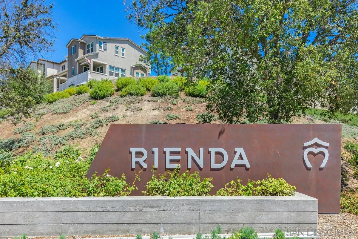 1400 Lasso Way Unit 203